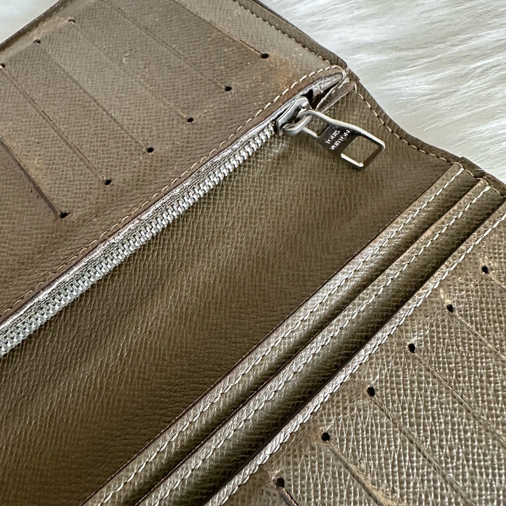 Sold Louis Vuitton Wallet Authentic - Picture 4 of 17